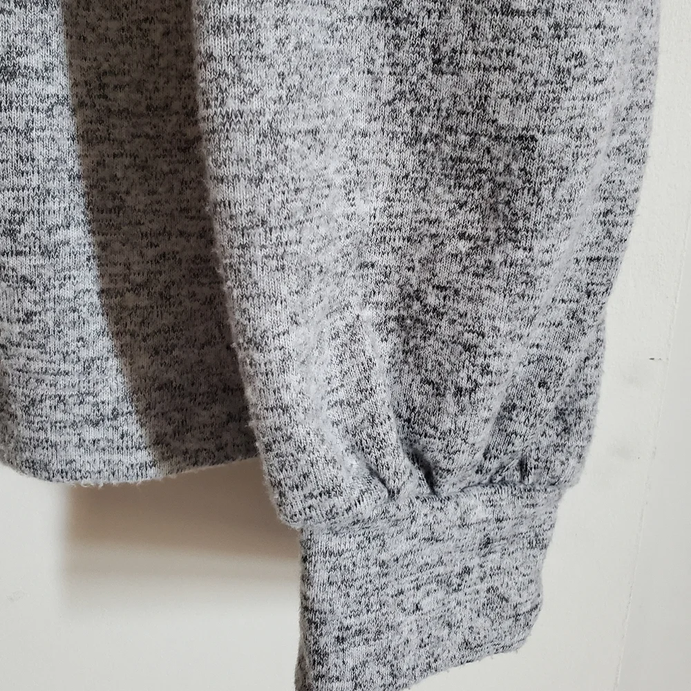 BANANA REPUBLIC SWEATER